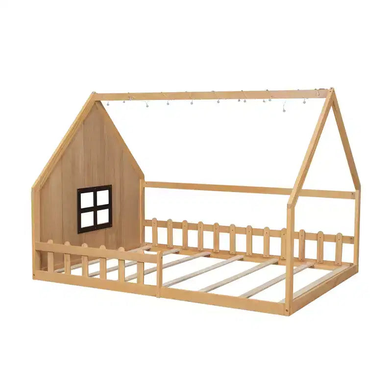 Letto a terra full size per bambini, letto Montessori in legno con recinzione e luce LED, letto a casetta full size con finestra e tetto per bambine e bambini
