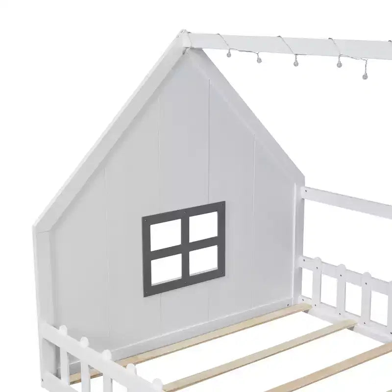 Letto a terra full size per bambini, letto Montessori in legno con recinzione e luce LED, letto a casetta full size con finestra e tetto per bambine e bambini