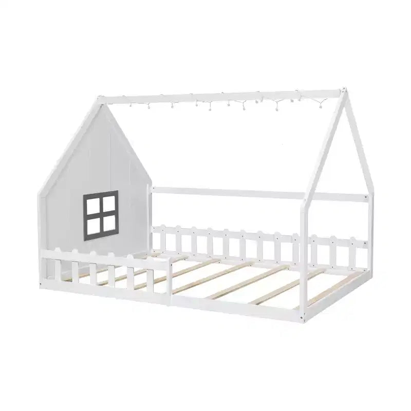 Letto a terra full size per bambini, letto Montessori in legno con recinzione e luce LED, letto a casetta full size con finestra e tetto per bambine e bambini