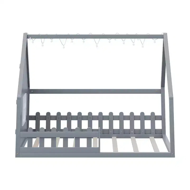 Letto a terra full size per bambini, letto Montessori in legno con recinzione e luce LED, letto a casetta full size con finestra e tetto per bambine e bambini