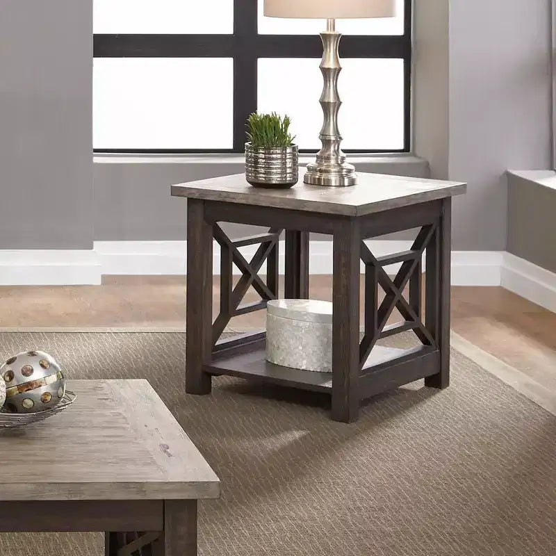 Tavolino contemporaneo in legno di acacia color carbone, design a griglia aperta con ripiano inferiore