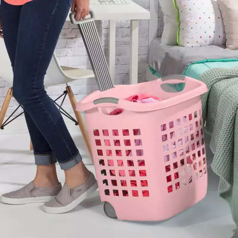 Cesta portabiancheria con ruote Ultra, 60 litri con manici, rosa, confezione da 4